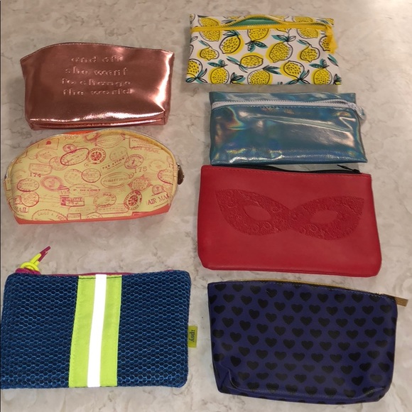 Other - Makeup Bag + 3 Samples